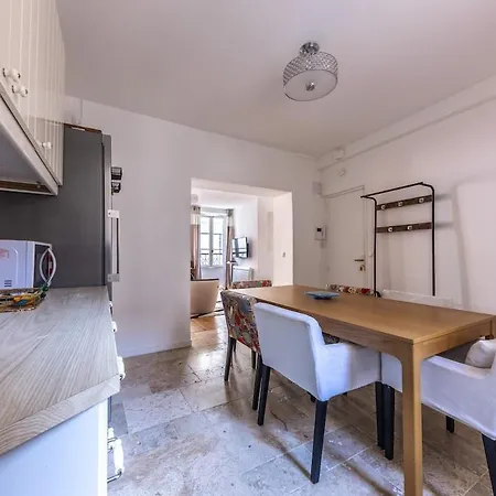 Bright & Perfect Location , 15 Min Eiffel Tower * Paris